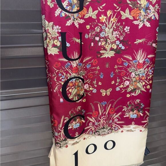 Gucci 100th Anniversary Large Floral Fringe Stole Scarf - Picture 2 of 10